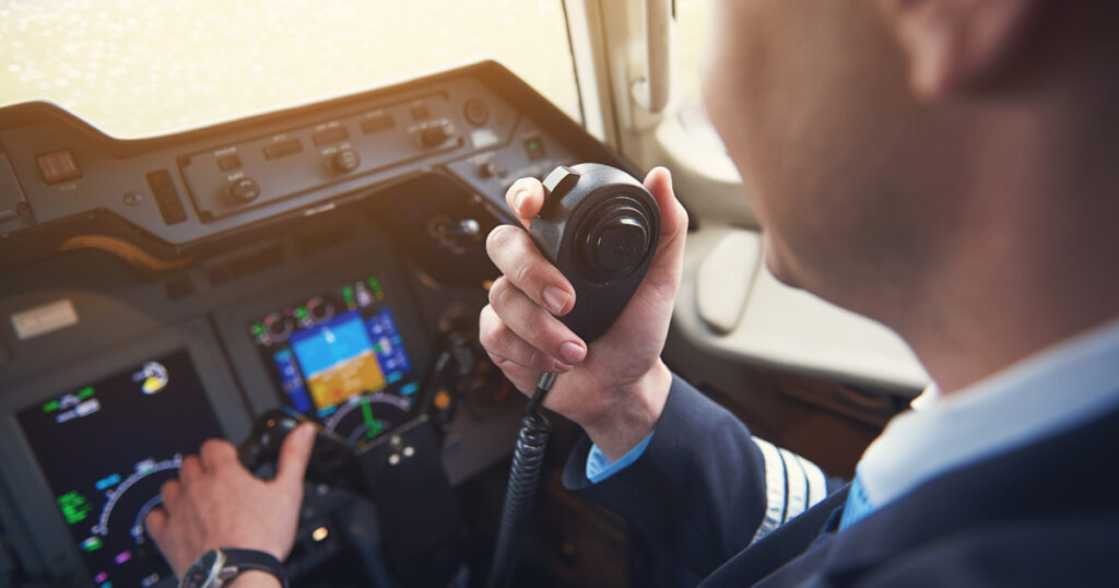 How to Stay on Course and Avoid Communication Complications in cockpit ?
