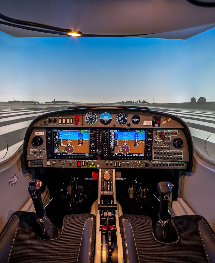 EazyPilot CPL Ground Classes NoidaGhaziabad New Delhi NCR Flight training Commercial pilot licence