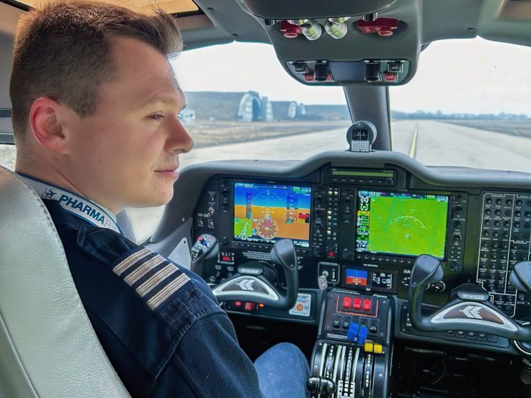 Pharma Flights: Revolutionary Pilot Training Program Brings Hungarian Excellence to India 